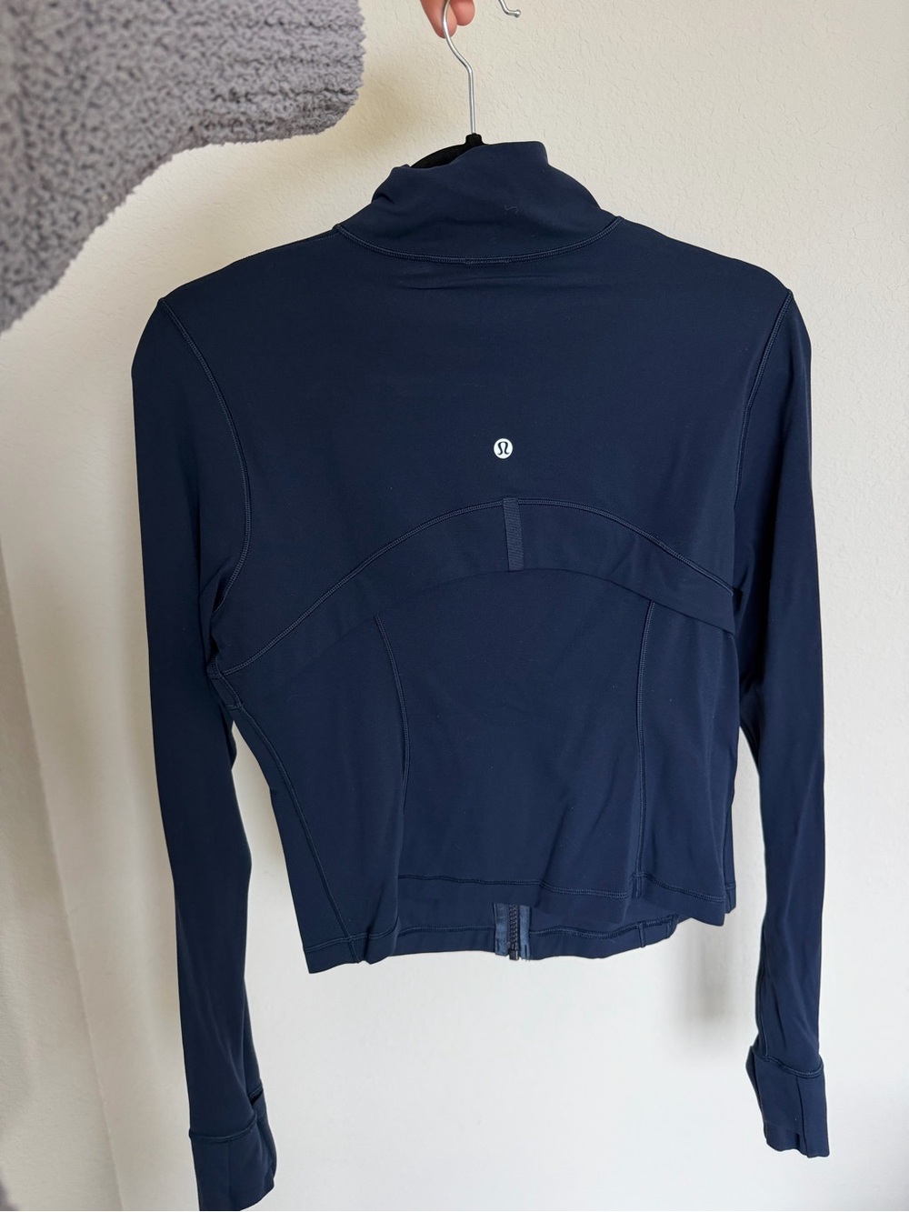 Define Cropped Jacket - Picture 3 of 3